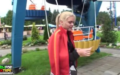 Couple Has Sex in Amusement Park – Blowjob on Ferris Wheel!