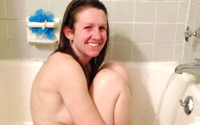 Giggles in the Bath Tub