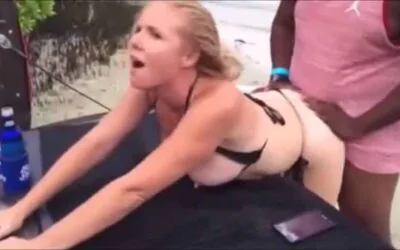 Wife Makes Strangers Cum Behind a Pickup Truck at the Beach