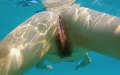 Underwater Sex While Swimming in a Caribbean Paradise